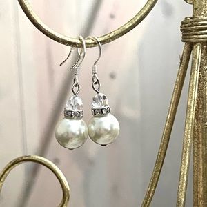 Cute pearl rhinestone dangle earrings